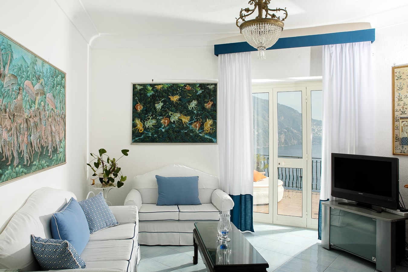 Two private villas with pool near town 29 Italian Breaks
