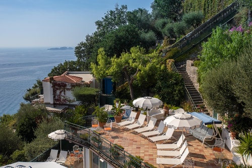 Two private villas with pool near town 3 Italian Breaks