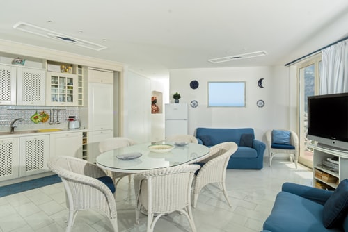 Two private villas with pool near town 7 Italian Breaks