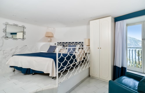 Two private villas with pool near town 10 Italian Breaks