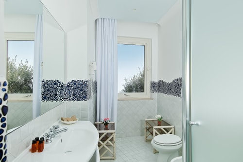 Two private villas with pool near town 33 Italian Breaks