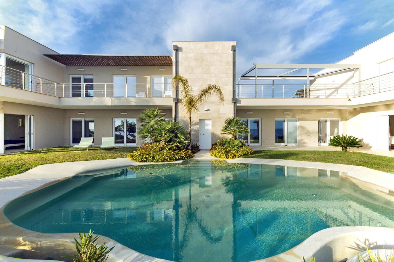 Villa Lorelia with private swimming pool, Sardinia 17 Italian Breaks