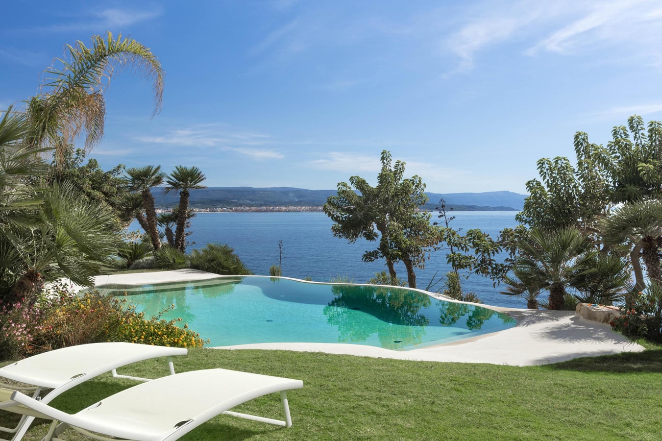 Villa Lorelia with private swimming pool, Sardinia 19 Italian Breaks