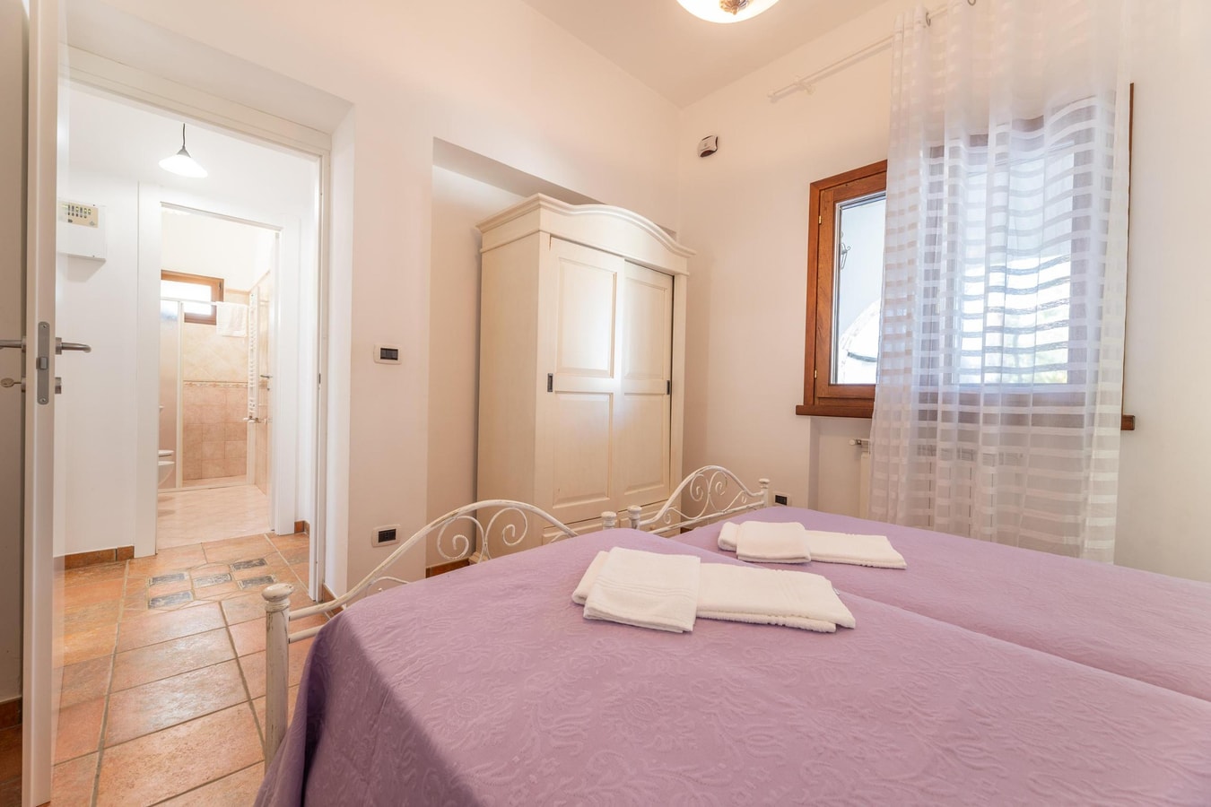 Villa Tesoro -  with private swimming pool, Puglia 15 Italian Breaks