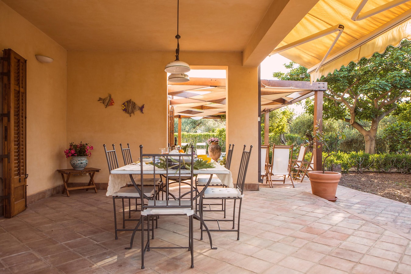 VILLA EREMORO – CEFALU AREA 2 Italian Breaks