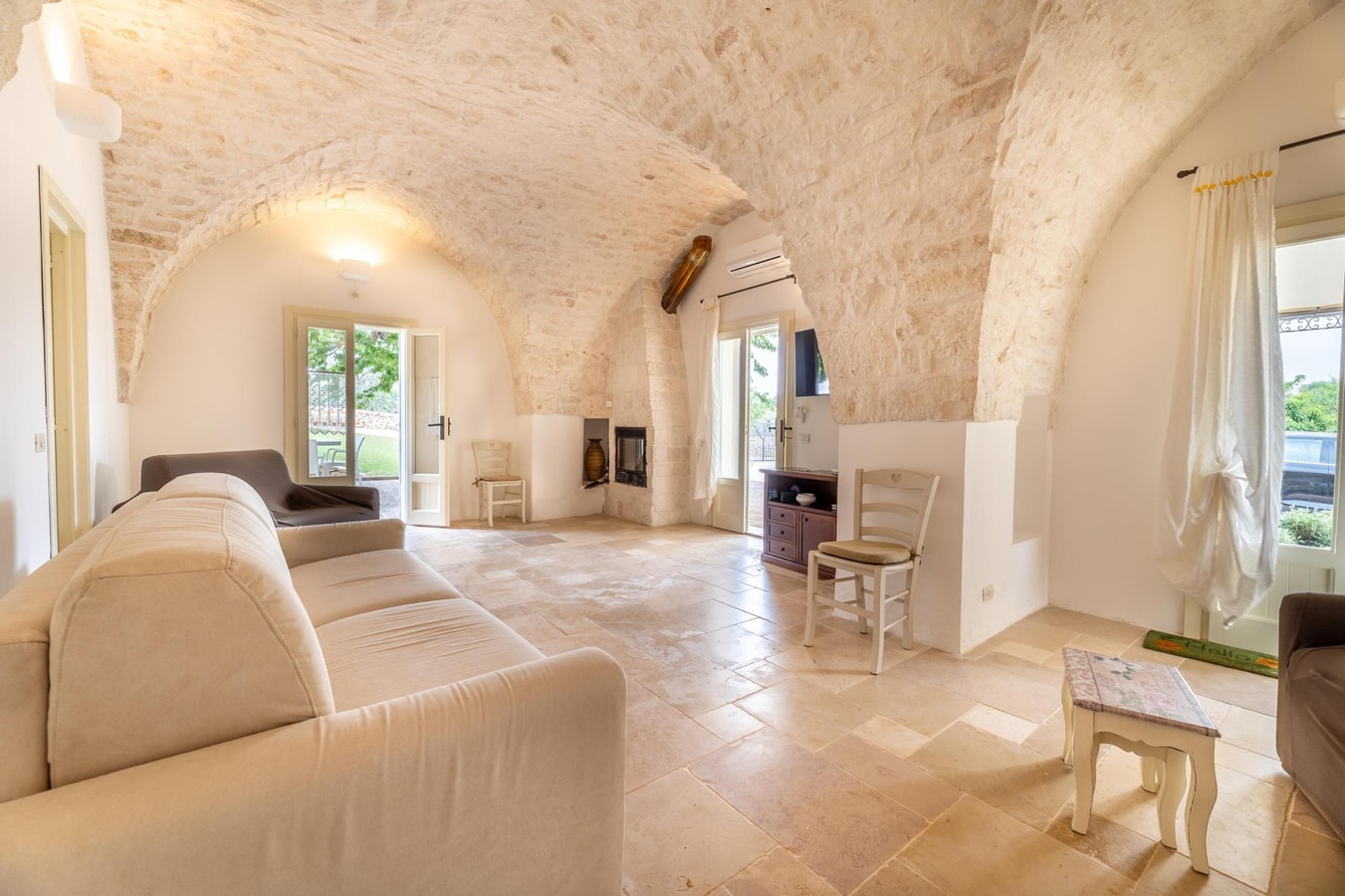 Villa Serenella - Private villa with pool in Puglia 4 Italian Breaks