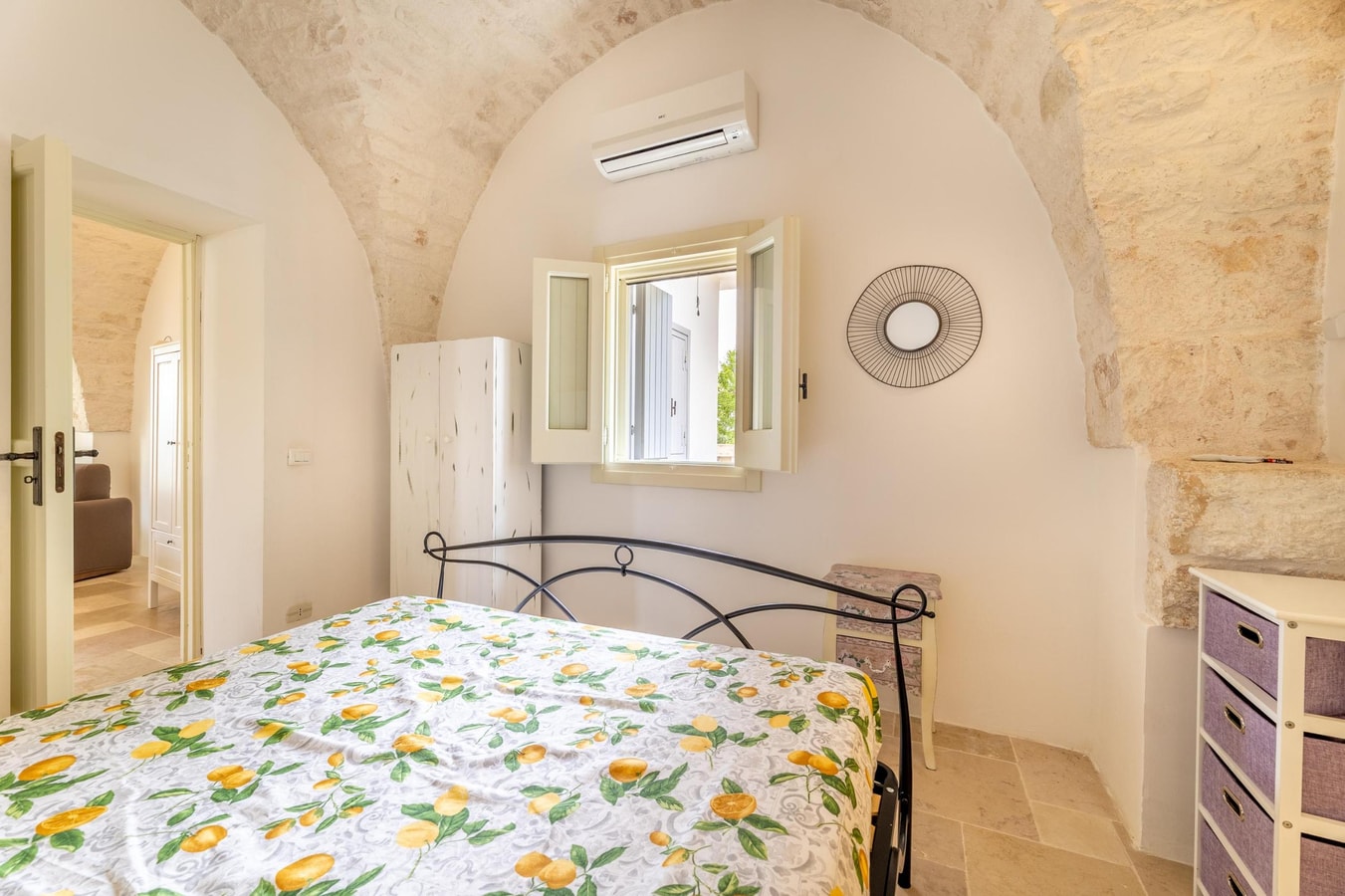 Villa Serenella - Private villa with pool in Puglia 15 Italian Breaks