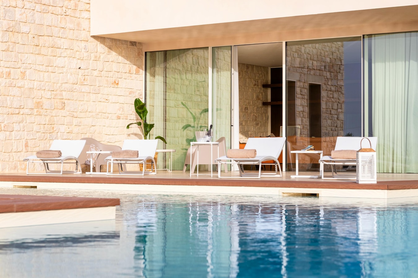 Villa Specchio with private swimming pool, Sicily Italian Breaks