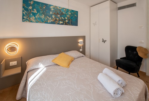 Villa Lucinda - House with stunning views 18 Italian Breaks
