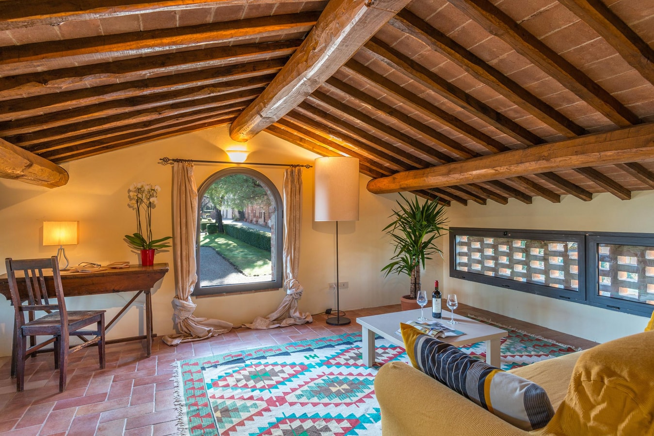 Campanella Estate – Luxury Tuscan villa with private pool 40 Italian Breaks
