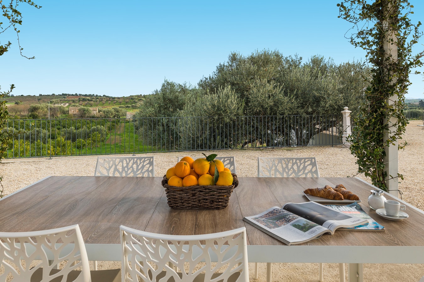 Tenuta Oliveto, Luxury Country Estate near Noto 51 Villas in Italy
