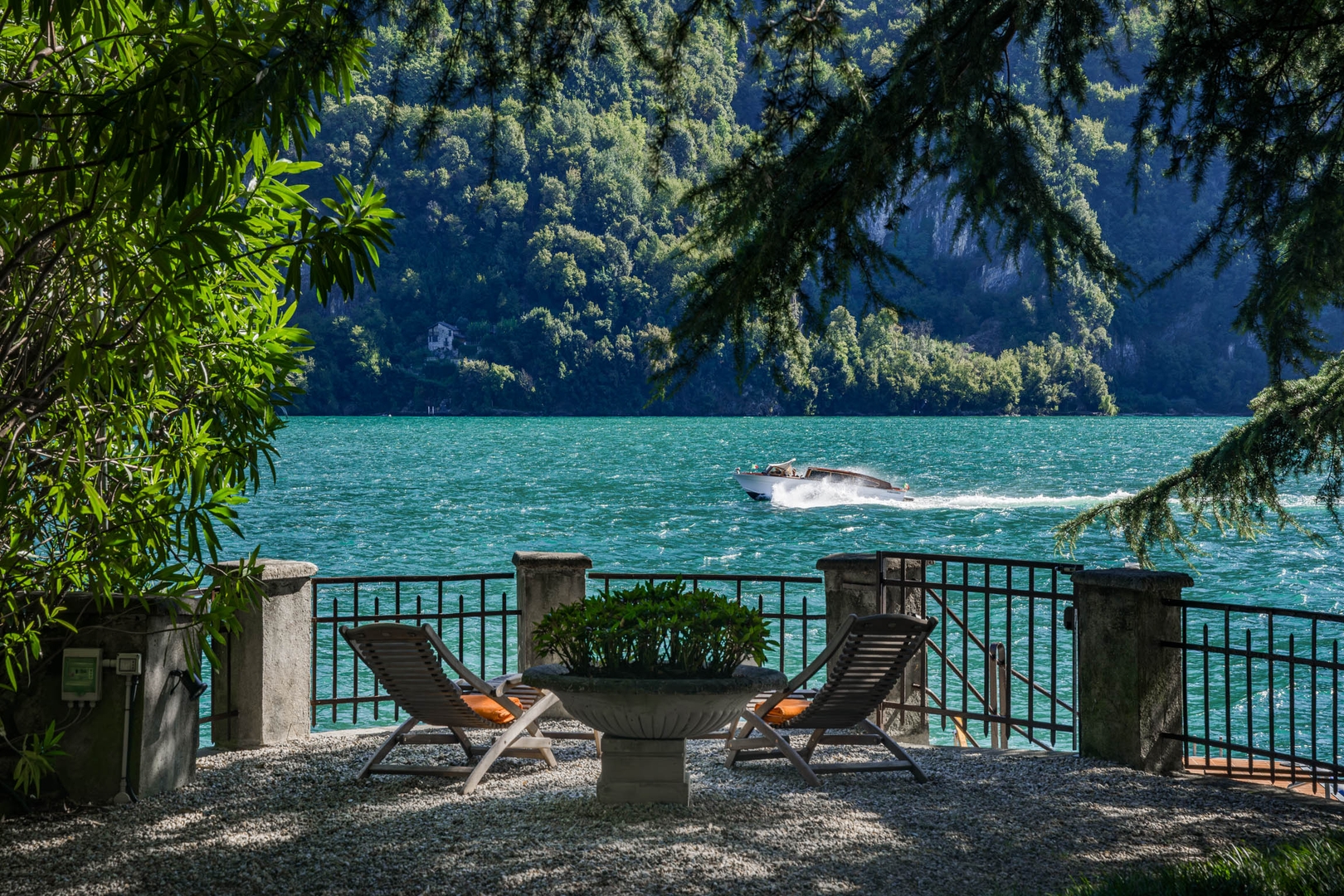 Villa Lauretta - Private lakeside villa with pool 34 Villas in Italy