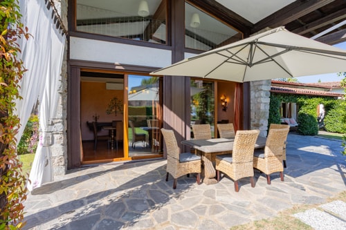 Villa Elegante 52 Villas in Italy