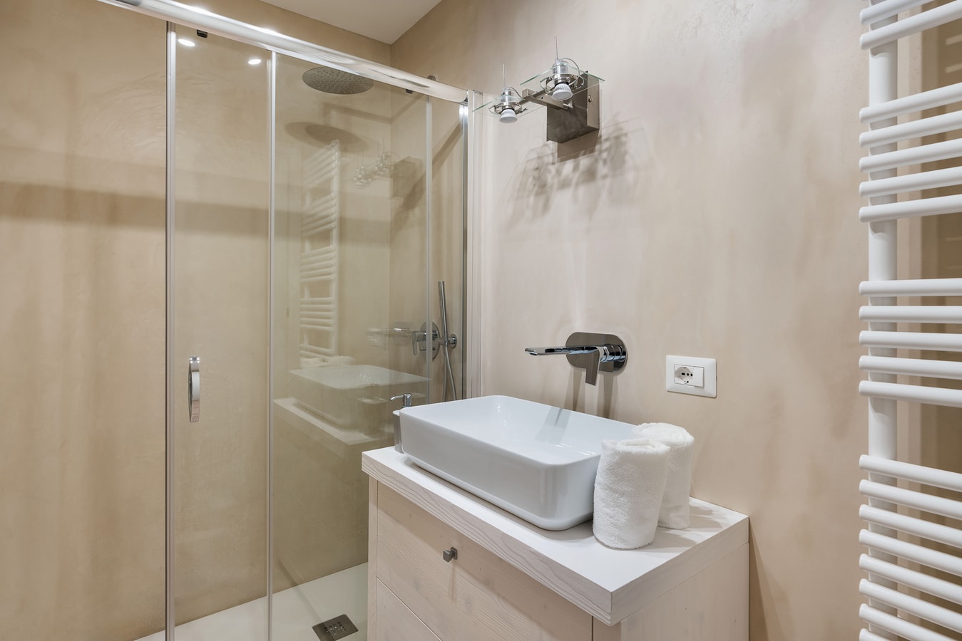 Villa Giordana with private swimming pool, Sicily 38 Villas in Italy