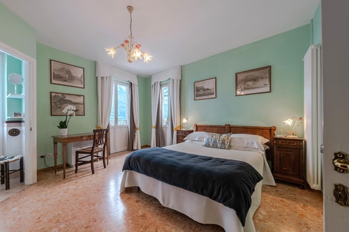 Villa Dia, Lakeside Luxury Retreat 23 Villas in Italy