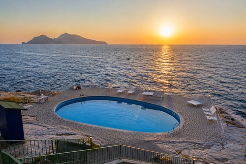 Villa Albi, Private Villa with Shared Pool 57 Villas in Italy