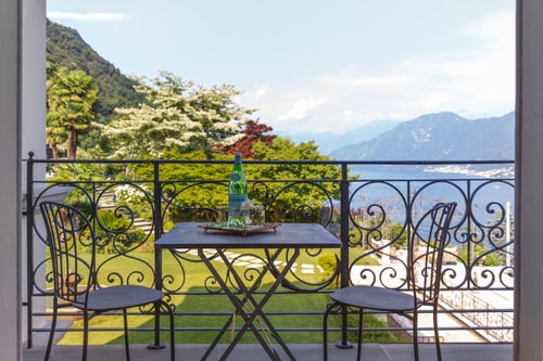 Villa Classica, Historic villa with lake views 31 Villas in Italy