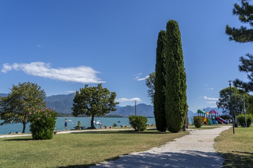 Villa Olivella, with Private Pool - 100m to Lake 5 Villas in Italy