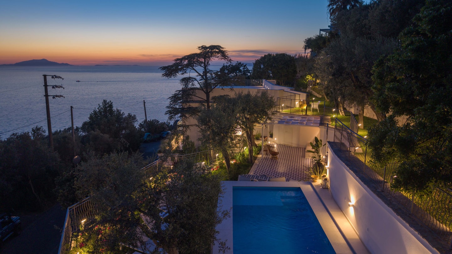 Villa Baia Serena, Panorama with Private Pool 60 Villas in Italy