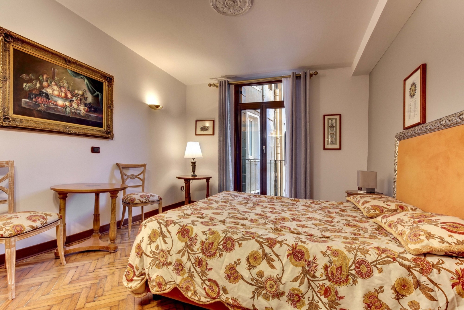 Sospiri Suite - San Marco 36 Villas in Italy