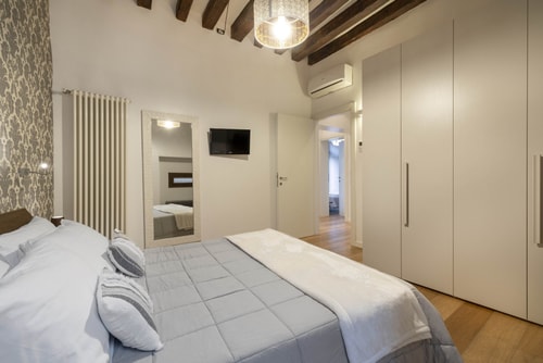 Bacco Uno Apartment 9 Italian Breaks