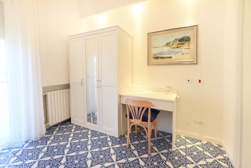 Casa Nizza, Apartment in Town Centre 10 Villas in Italy