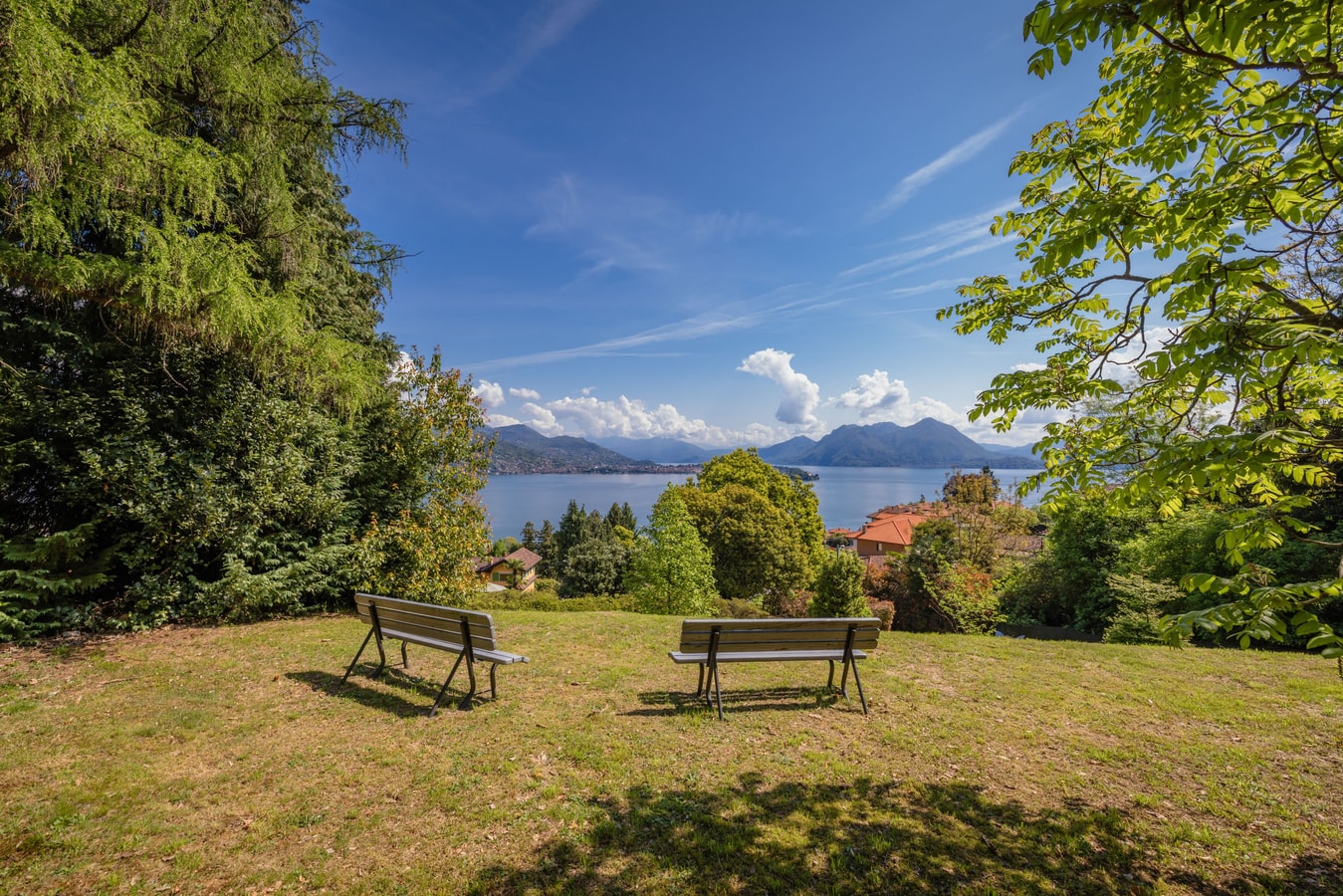 Villa Alvino, large family villa by the lake 52 The Prestige Villa Collection