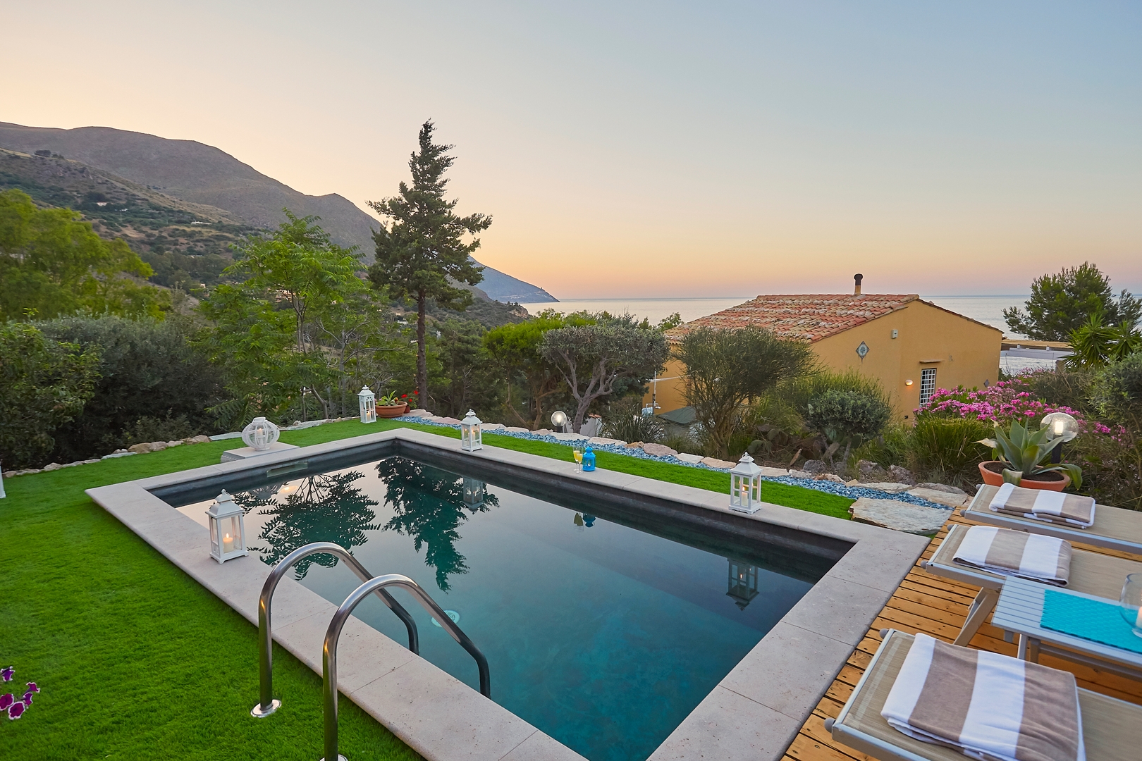 Villa Desideria, Cala Mazzo di Sciacca, Scopello area 13 Villas in Italy