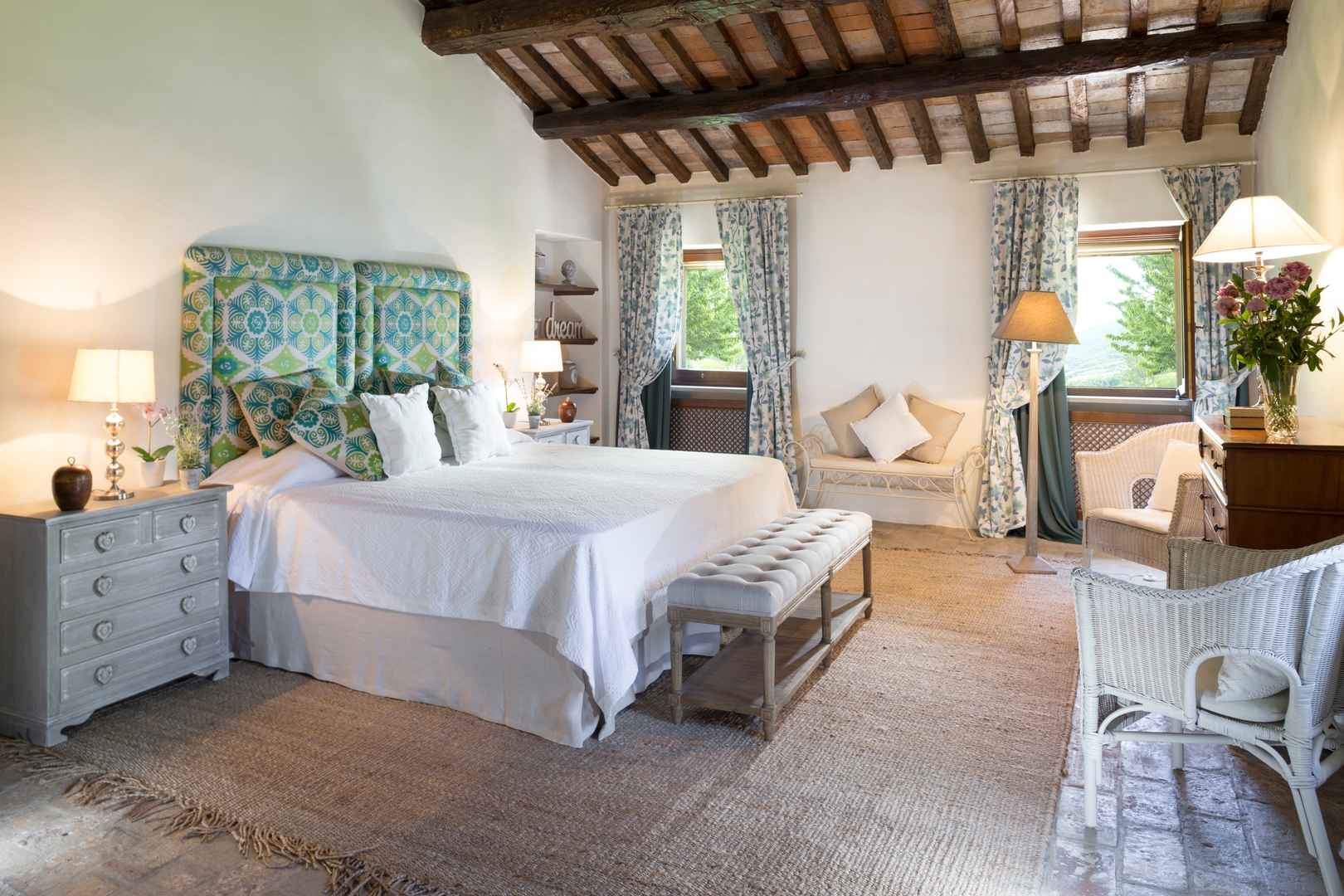 Villa Maddalena - Private villa with stunning views and pool 17 Villas in Italy