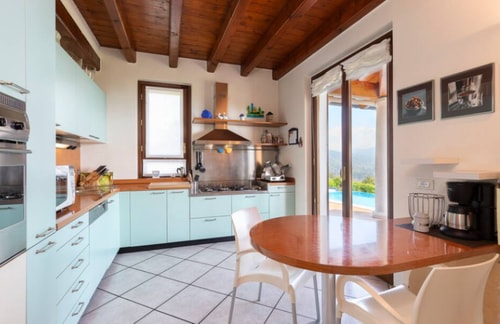 Villa Altea, Lakeside Villa With Private Pool 7 Villas in Italy