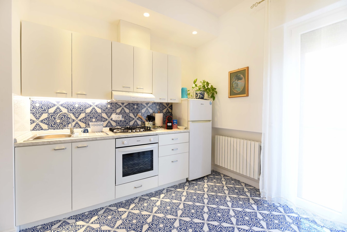 Casa Nizza, Apartment in Town Centre 5 Villas in Italy