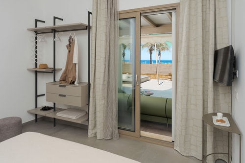 Casa Macchia Blu, Beach House with Sea Access 29 Villas in Italy