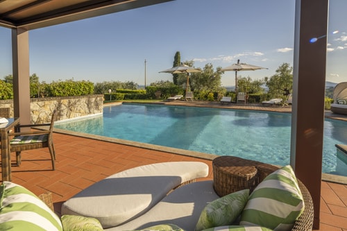 Villa Lavinia, with private pool, spa and gym 3 Villas in Italy