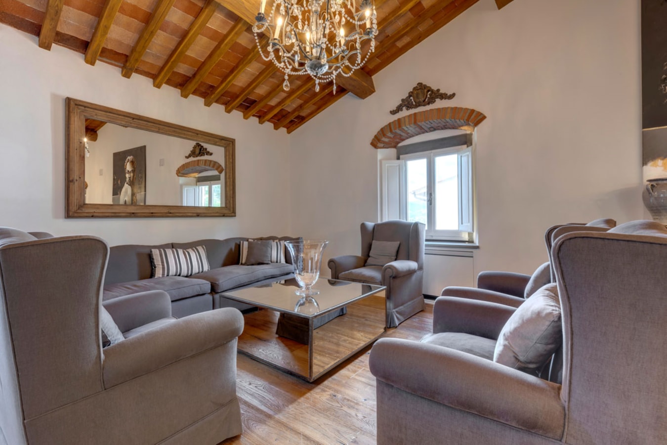 Alonza Estate - Large Countryside Estate 8 Villas in Italy