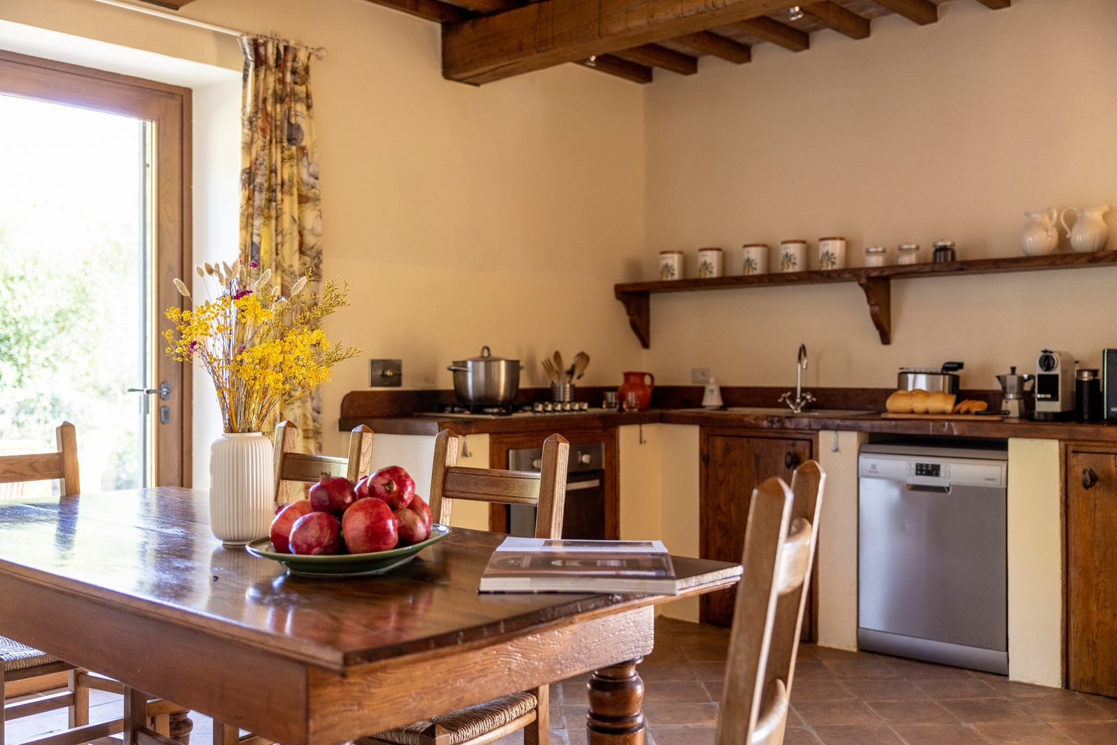 Villa Penelope - Private villa with heated pool 8 Villas in Italy