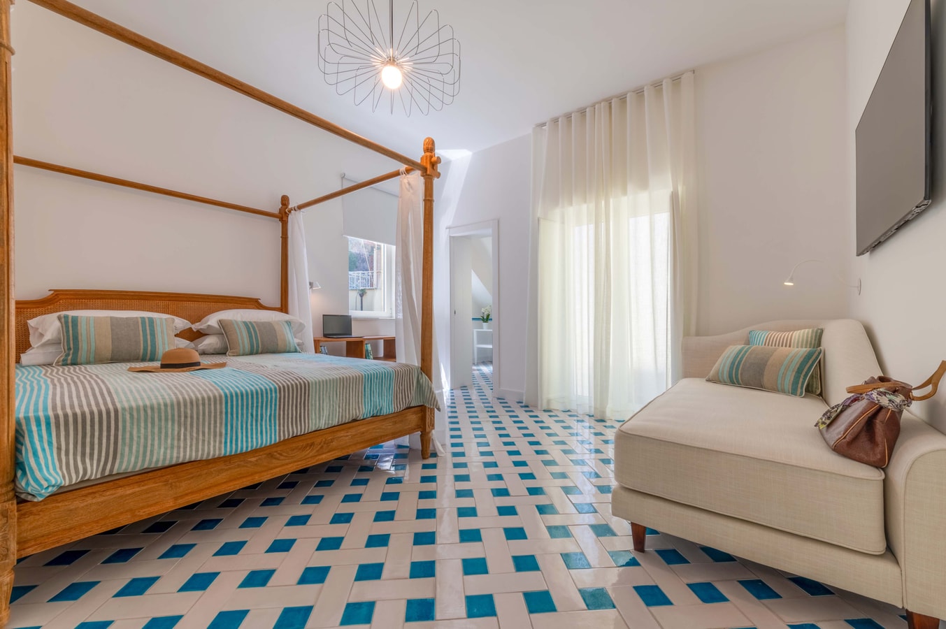 Casa Mareluna, Elegance in the Heart of Sorrento 15 Villas in Italy