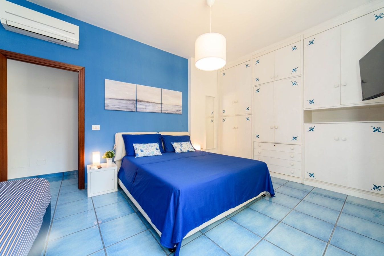 Casa Surriento, Family Apartment with Shared Pool 19 Villas in Italy