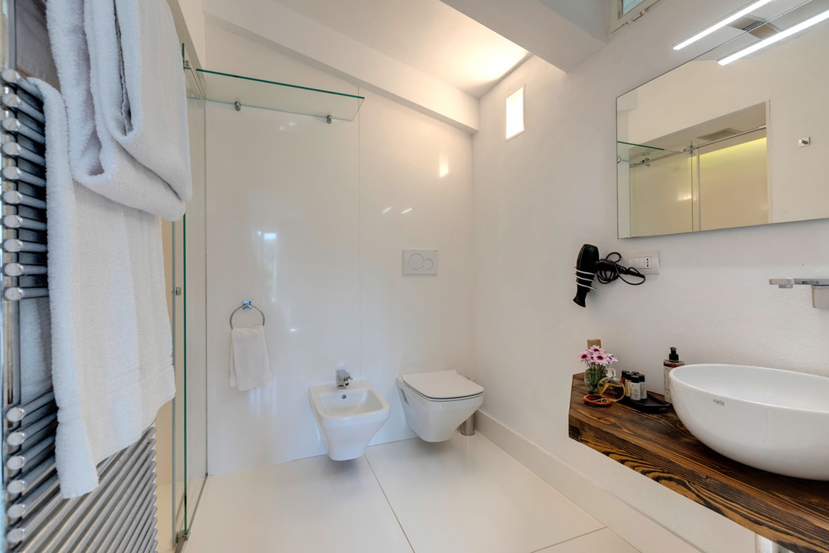 Villa with swimming pool in Tuscany 32 Villas in Italy