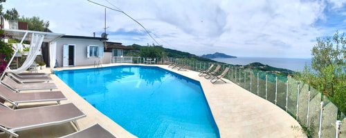 Villa Bionda, with sea views and private pool 30 Villas in Italy