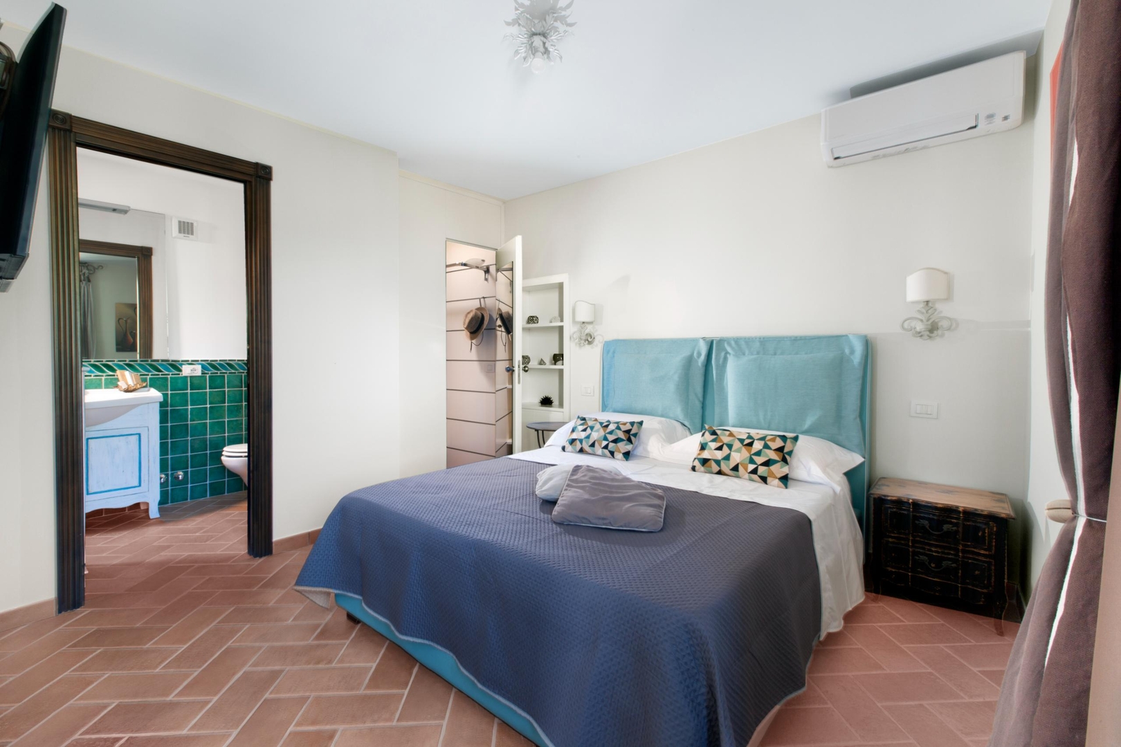 Casa dei Limoni - peaceful retreat with sea views 25 Villas in Italy