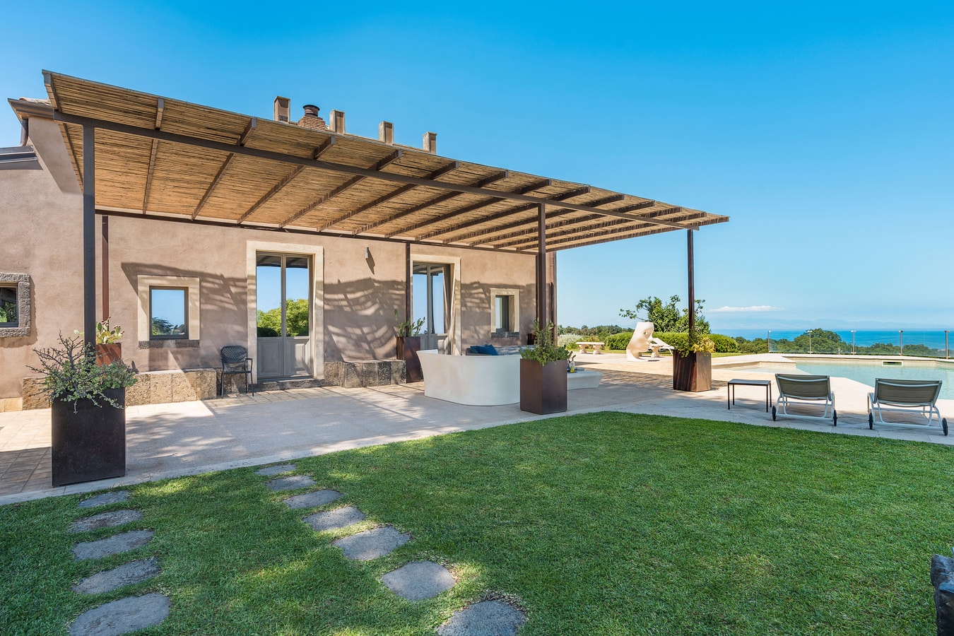 Villa Etnea - Private villa with pool and jacuzzi Villas in Italy