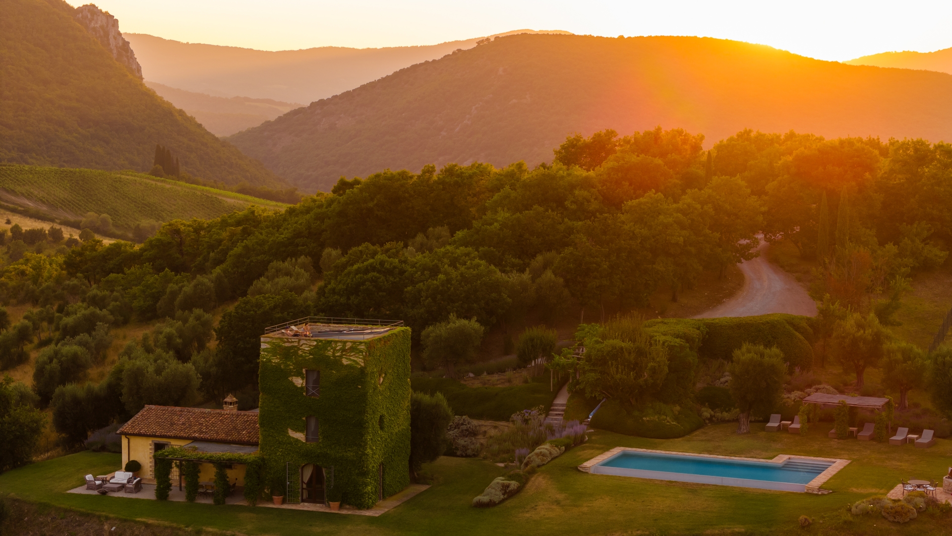 Villa Della Valle - Private villa with pool 4 Villas in Italy