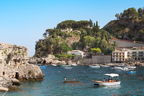 Casa Mazzaro, Taormina apartment 20 metres from the beach 1 Villas in Italy