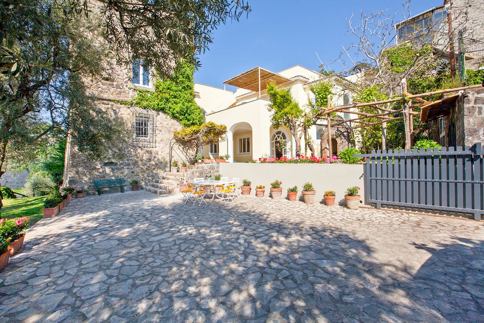 Villa Antoninus – Amalfi Coast 23 Villas in Italy