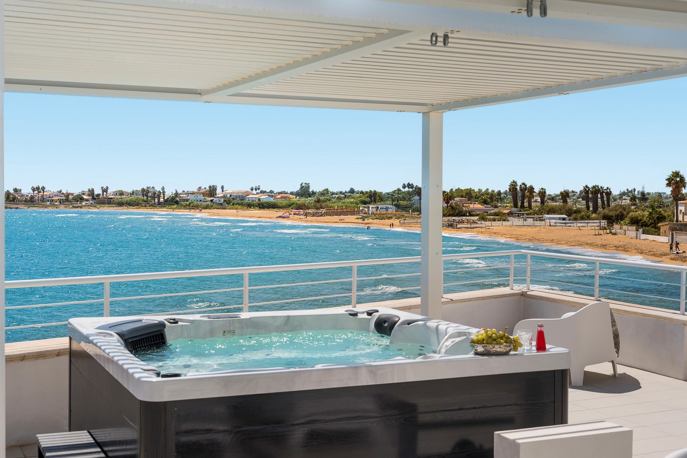 Villa Festa - Private seafront villa in Sicily 38 Villas in Italy