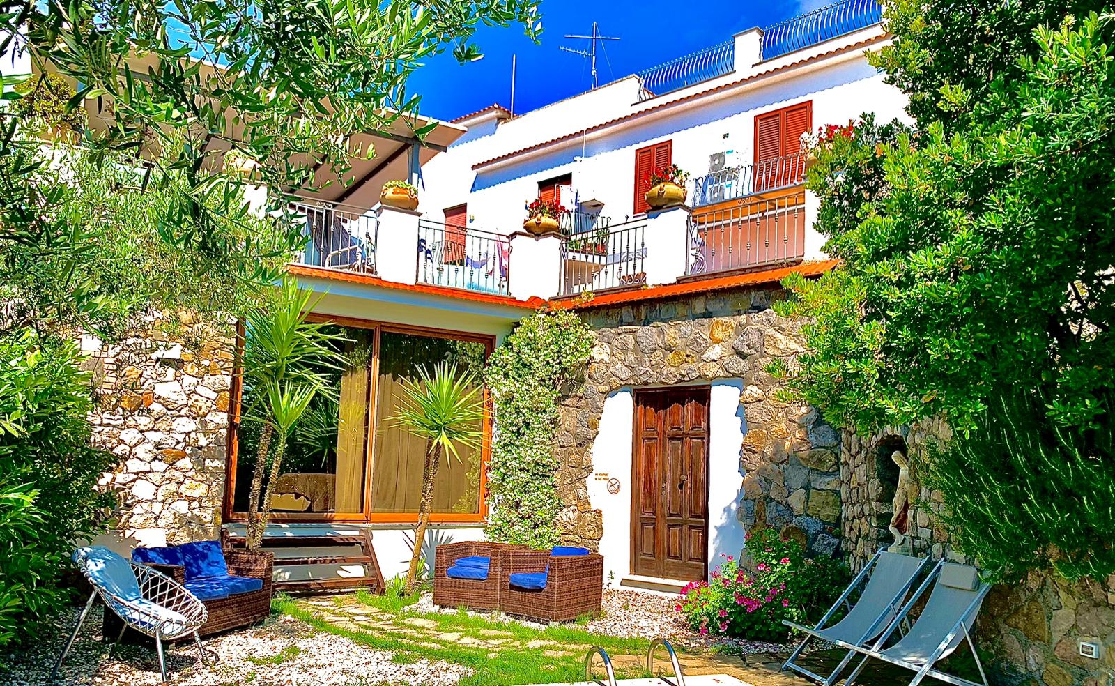 Casa Neroli- Coastal Villa with Pool near Sorrento 3 Villas in Italy