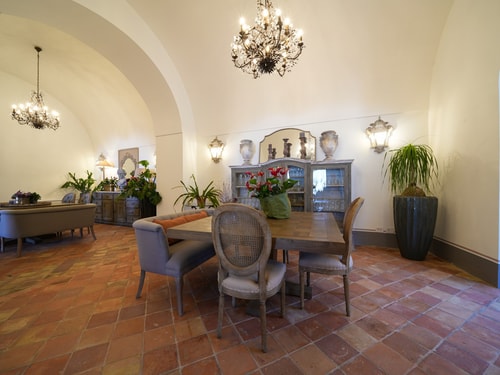 Villa Riggiola, Historic Villa with Sea Views 11 Villas in Italy