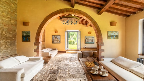 Podere Pulciano - Historic Tuscan farmhouse with pool 13 Italian Breaks