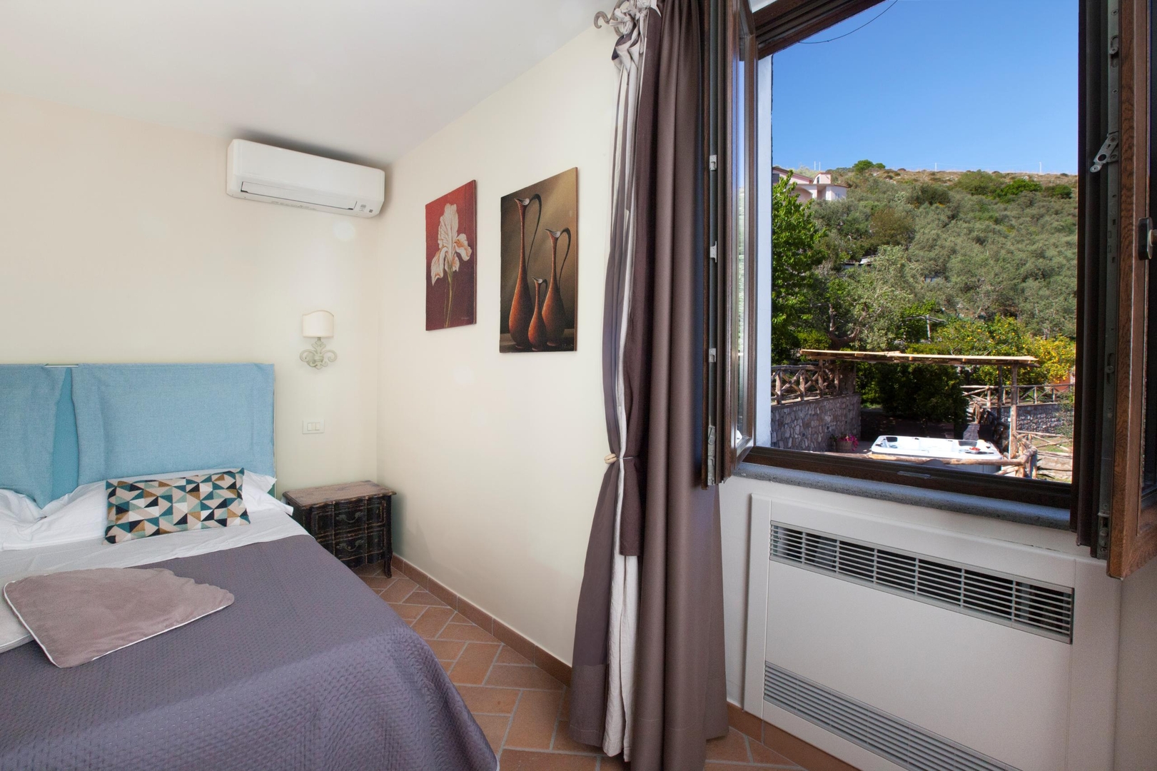 Casa dei Limoni - peaceful retreat with sea views 24 Villas in Italy