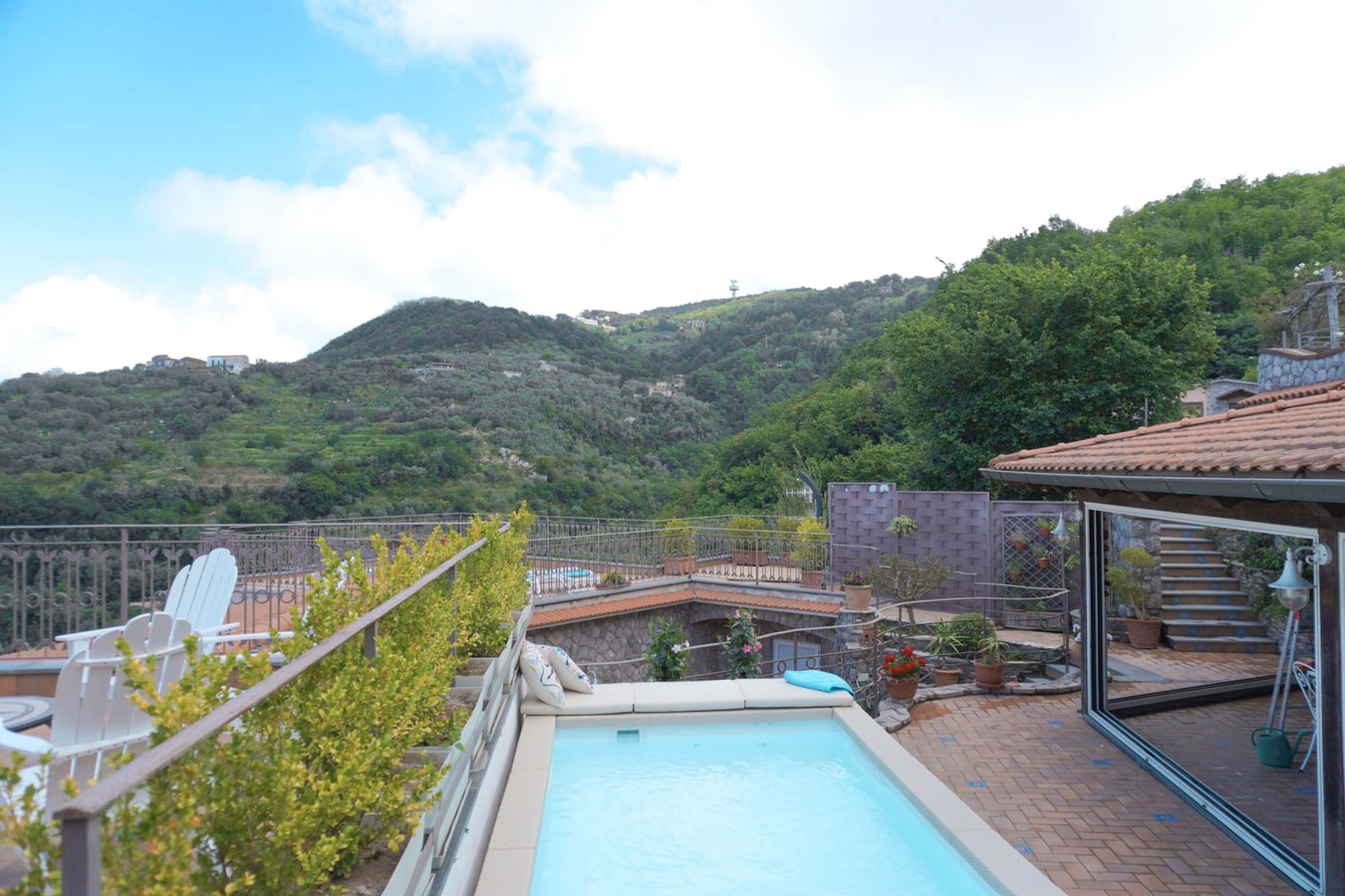 Villa Lucinda - House with stunning views 27 Italian Breaks